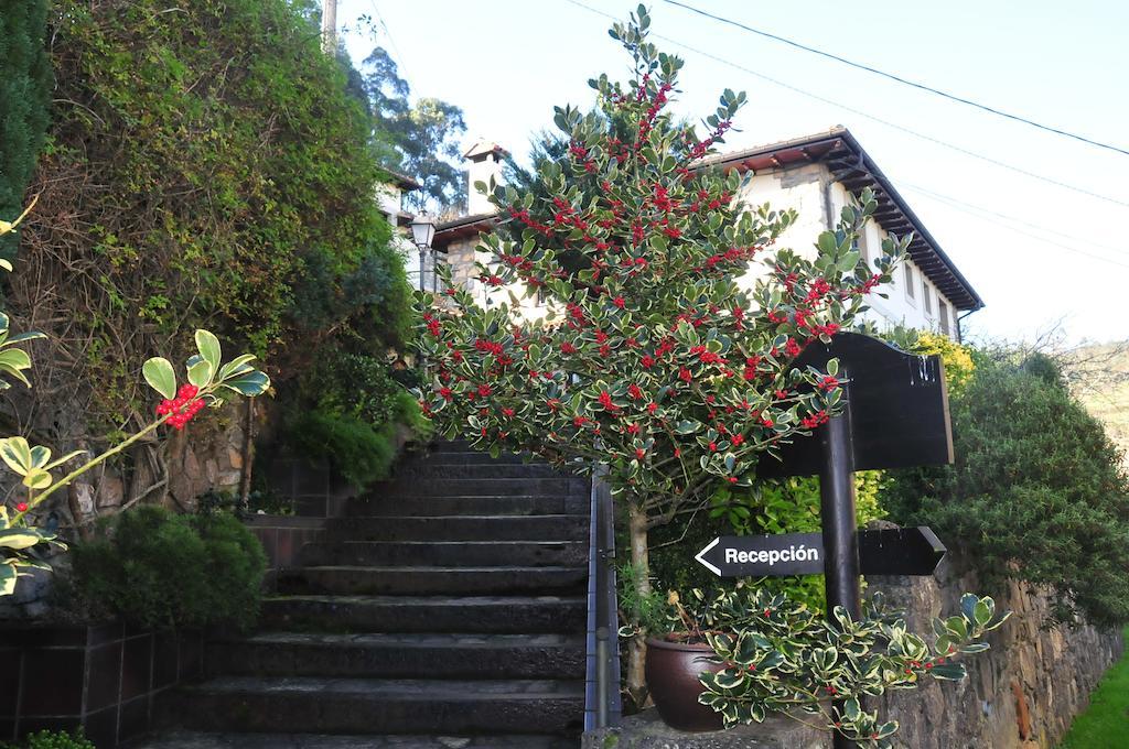 Casa Rural Llugaron I Miravalles Exterior foto